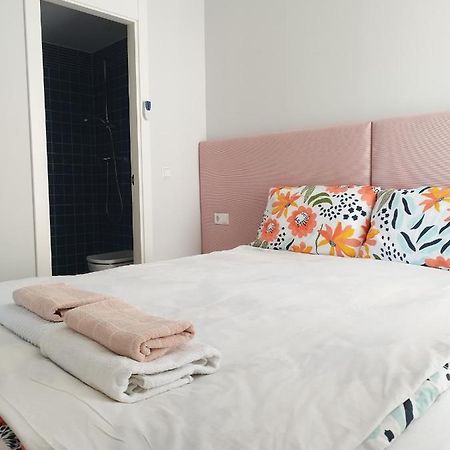 Apartamento Bonito - Playas Las Deveses إل فيرغير المظهر الخارجي الصورة