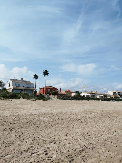 Apartamento Bonito - Playas Las Deveses إل فيرغير المظهر الخارجي الصورة