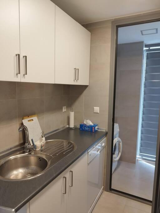 Apartamento Bonito - Playas Las Deveses إل فيرغير المظهر الخارجي الصورة